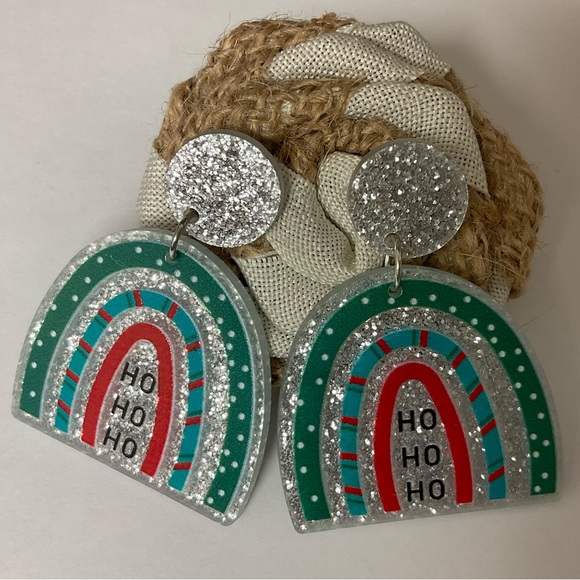 ❤️Christmas Rainbow 🌈 Earrings💚 - Picture 1 of 4